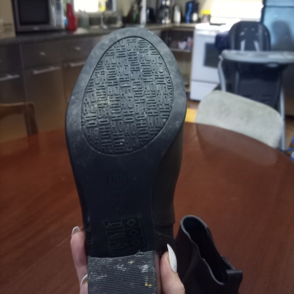 Denver Hayes Black Peep-Toe Ankle Booties - Picture 5 of 6